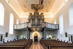 Blick auf die Orgelbühne