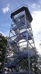 Vor dem Ottoturm