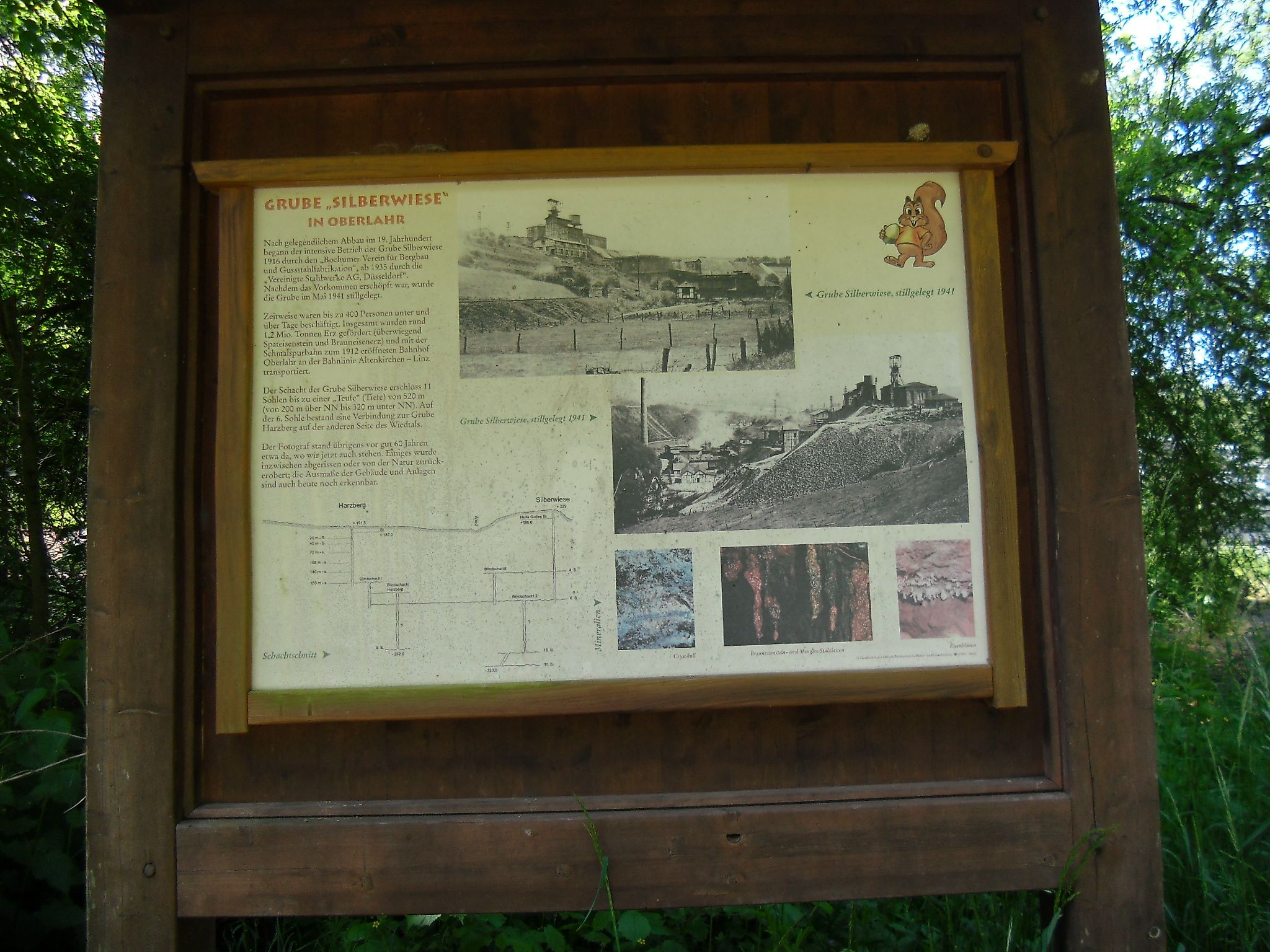 Infotafel - Fabrikationsgebäude der alten Erzgrube "Silberwiese"