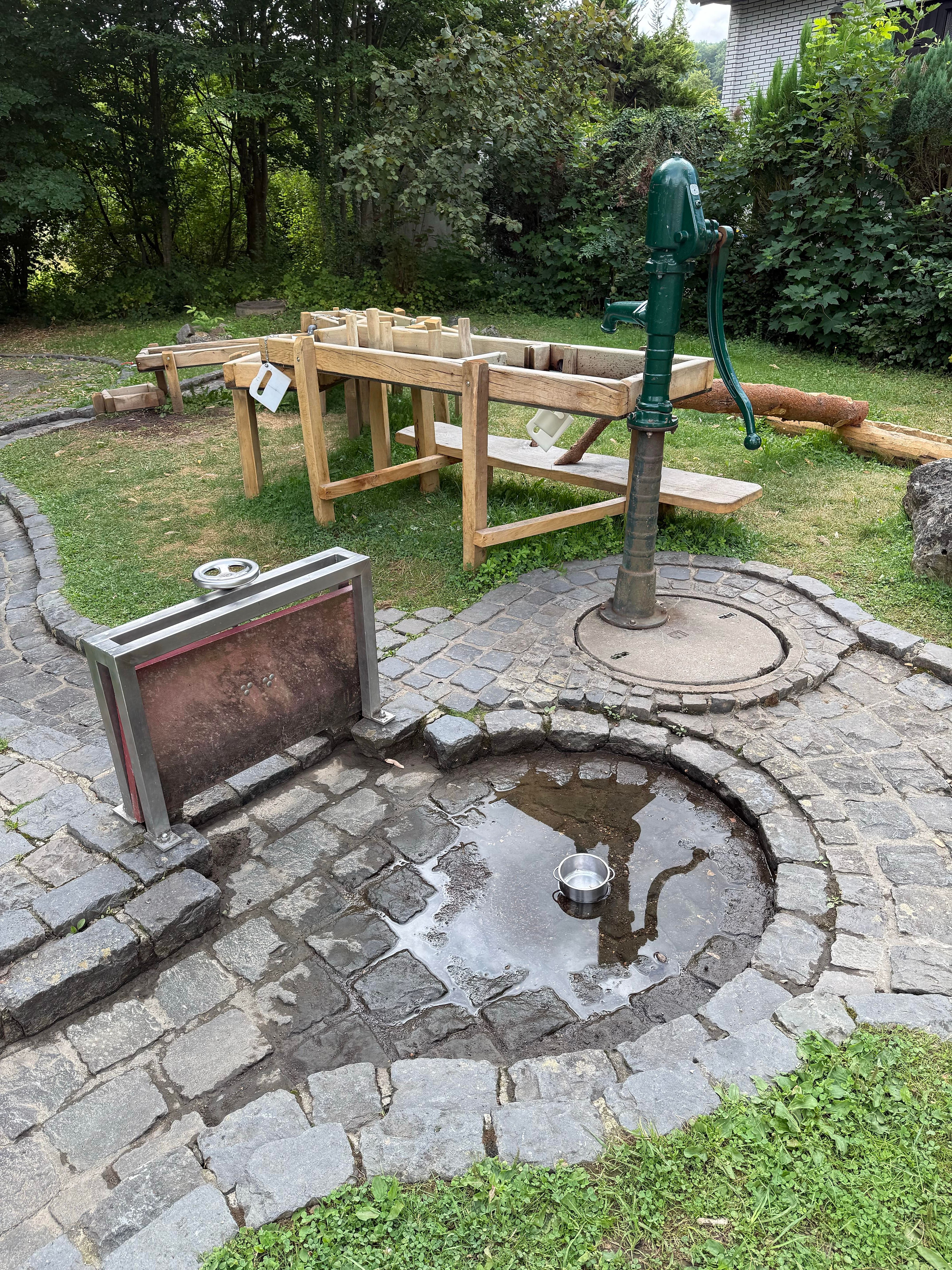 besonders an heißen Tagen ein schöner Spielplatz