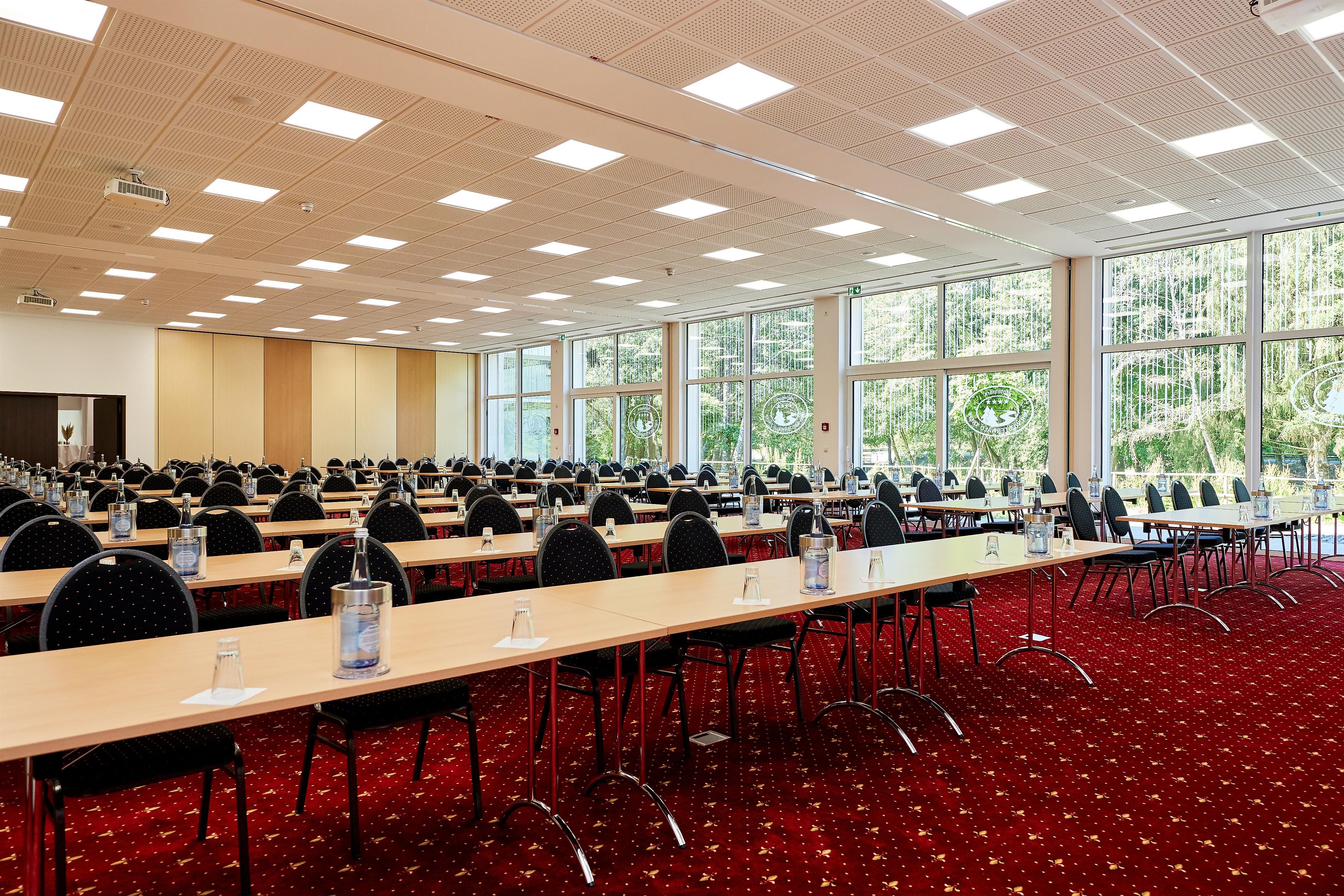 Tagungsraum Blick von Plenum parlamentarisch 1 Hot